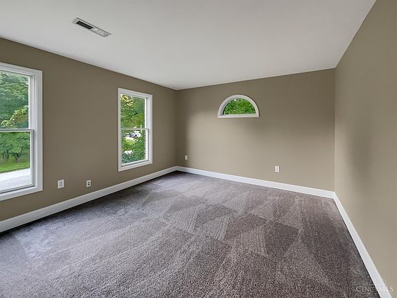 3rd image of 1727 Cottontail Dr