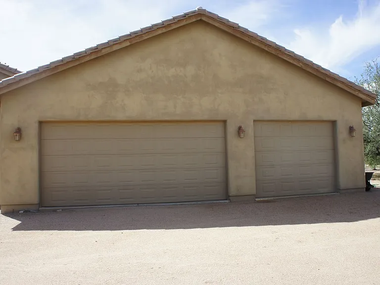 14032 E Cavedale Dr — Photo 8