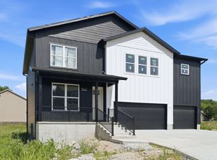 5336 S Dayton Ave, Springfield, MO 65810