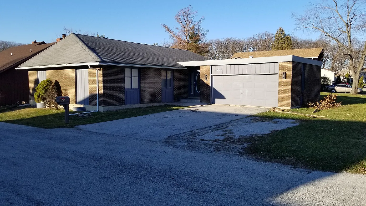 1005 Sierra Ct photo 1