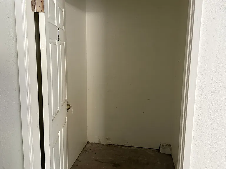 1080 Temple Ave #203 — Photo 14