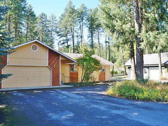 2nd image of 544 Dolomite Rd