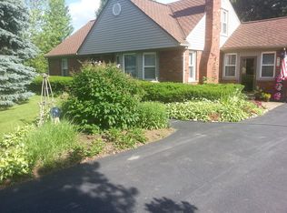 8060 32 Mile Rd, Washington, MI 48095