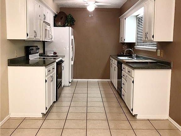 3rd image of 2032 W 7th Pl