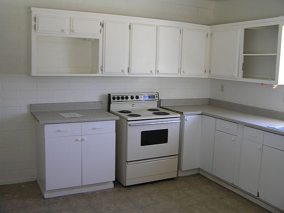 4th image of 957 Coral Reef Dr