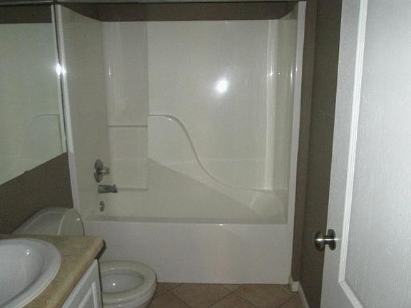 5th image of 5177 Diamond Cir
