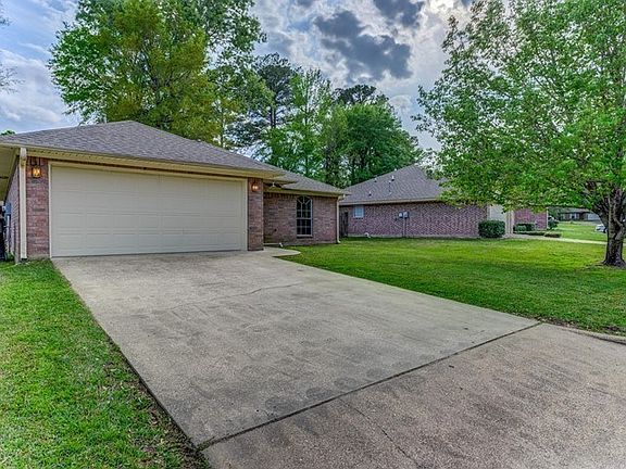 3rd image of 110 Willow Bay Dr