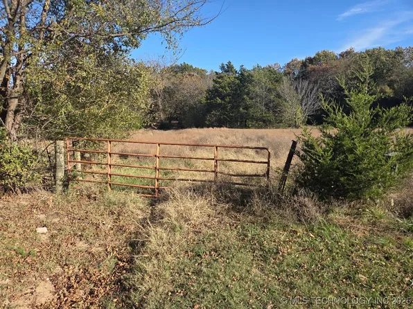 E 1200th Rd, Eufaula, OK 74432