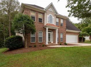 308 35th Ave NE, Hickory, NC 28601