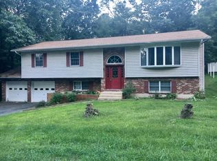 219 Wilbur Bloom Blvd, East Stroudsburg, PA 18302