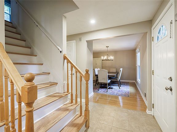 4th image of 455 Reeves Rd