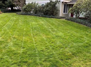 3945 NW Fairway Ln #1-J, Bremerton, WA 98312