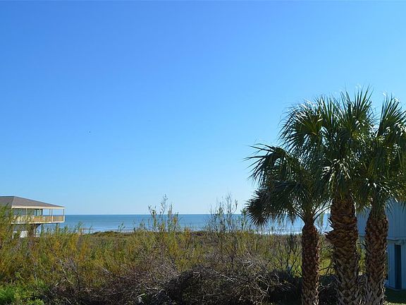 View to the beach/East