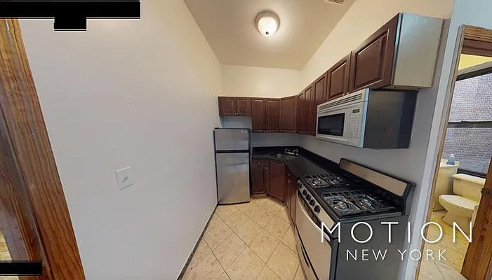 Rented by MOTION New York | media 9