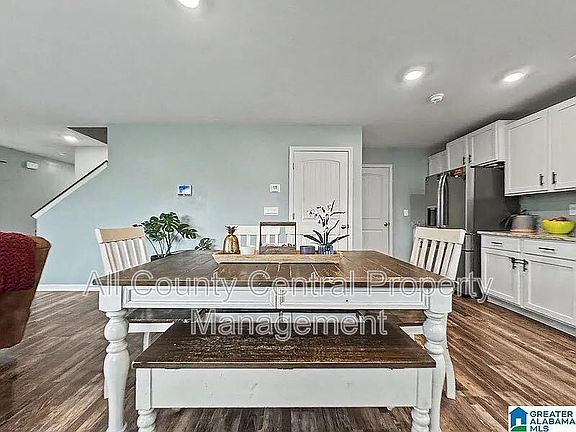 3rd image of 1230 Shaggy Bark Ln
