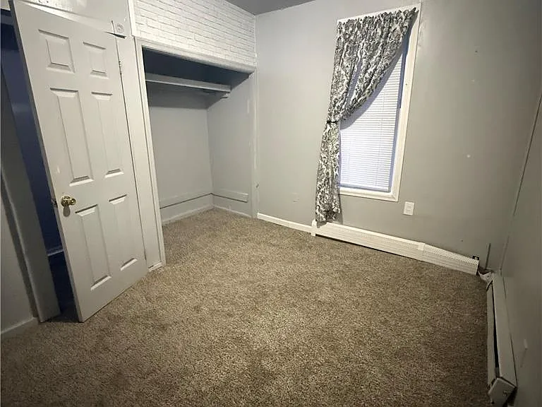 840 W Walnut St — Photo 16