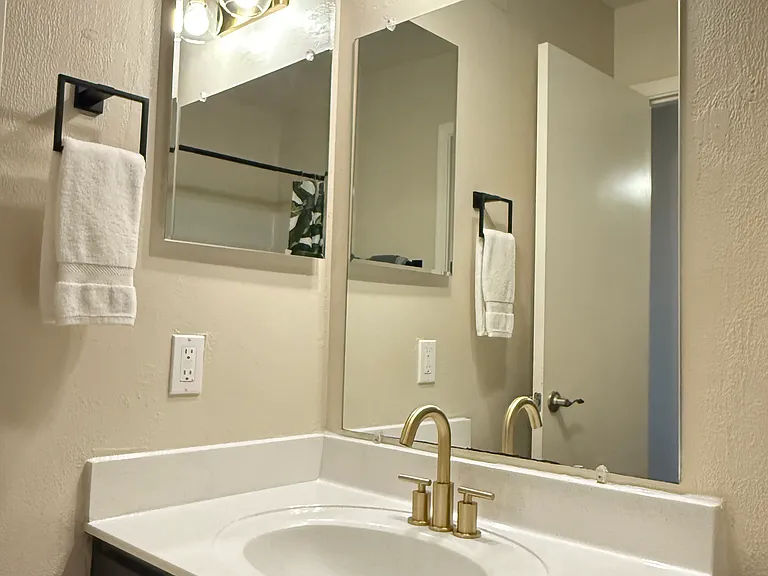 8713 W Bluefield Ave — Photo 23