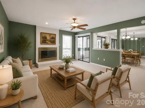 7331 Winery Ln, Charlotte, NC 28227