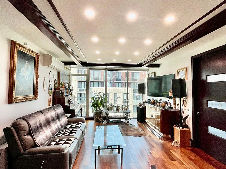 384 Neptune Ave #5 — Photo 5
