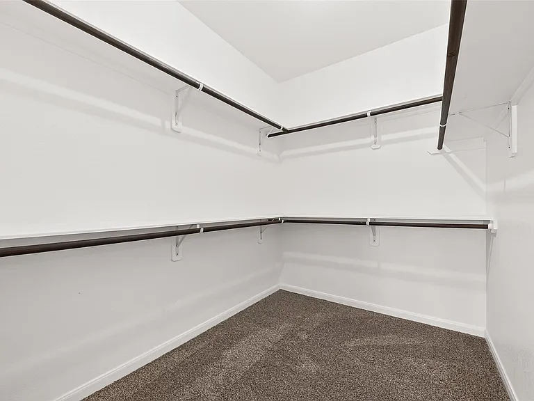 17415 Sandalisle Ln — Photo 36