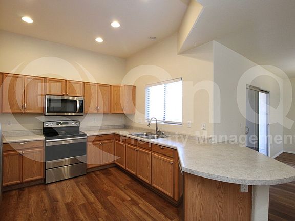 3rd image of 8078 W Mary Jane Ln