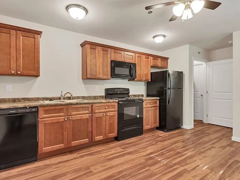 1112 Bertling St #10 — Photo 3