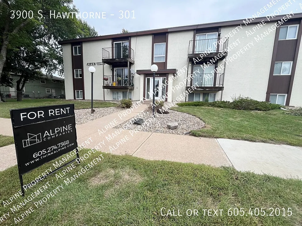 3900 S Hawthorne Ave #301