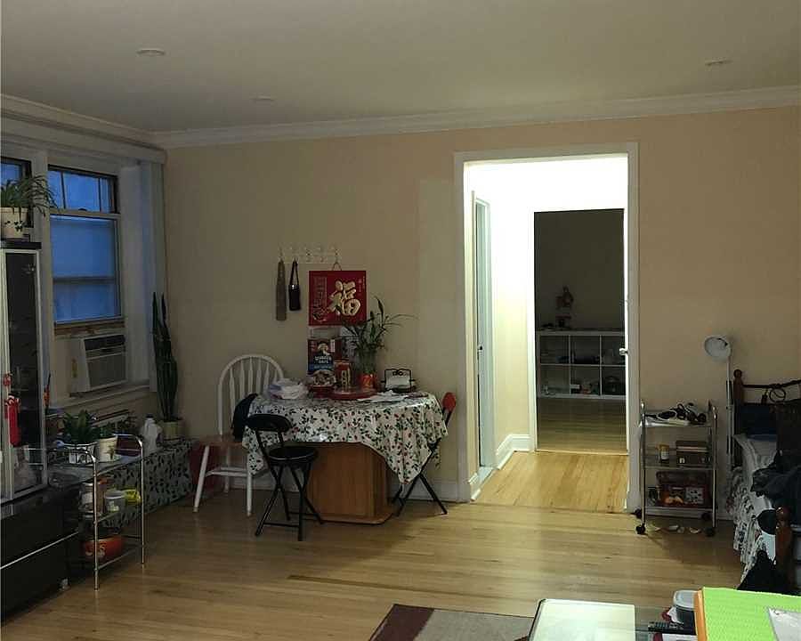 2nd image of 134-33 Blossom Ave