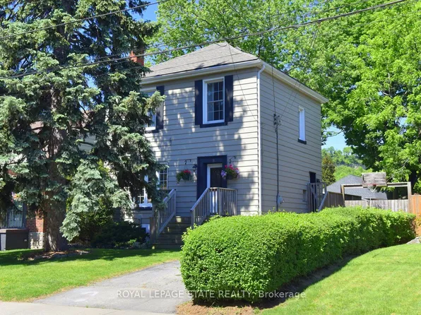 14 Lydia St, Hamilton, ON L8K 3B9