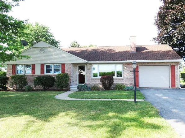 3057 S 5th Ave, Newmanstown, PA 17067