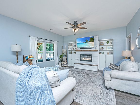 5th image of 437 Spanish Wells Rd