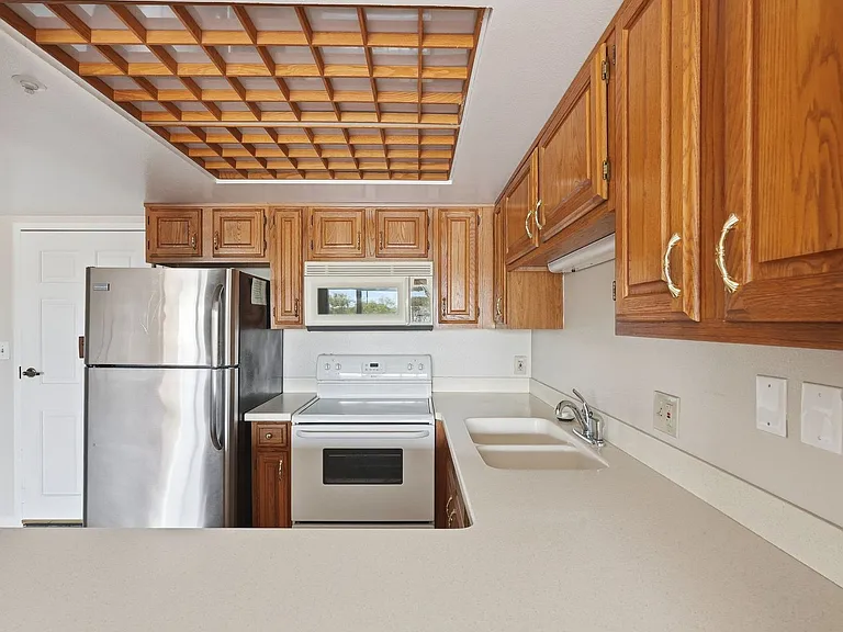 10330 W Thunderbird Blvd #C319 — Photo 11
