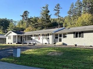 388 Colvin Br, Oil Springs, KY 41238