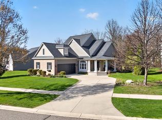 249 Summer Shade Dr, Howell, MI 48843