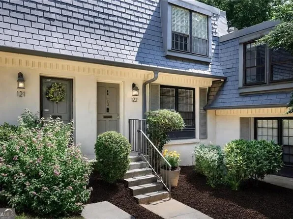 122 Woodmere Sq NW, Atlanta, GA 30327
