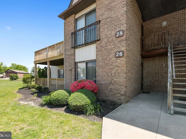26 Pickwick Pl #1202, Sewell, NJ 08080