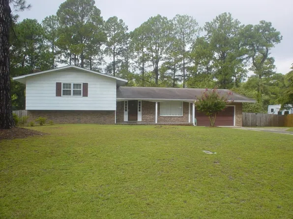 1532 Paisley Ave, Fayetteville, NC 28304
