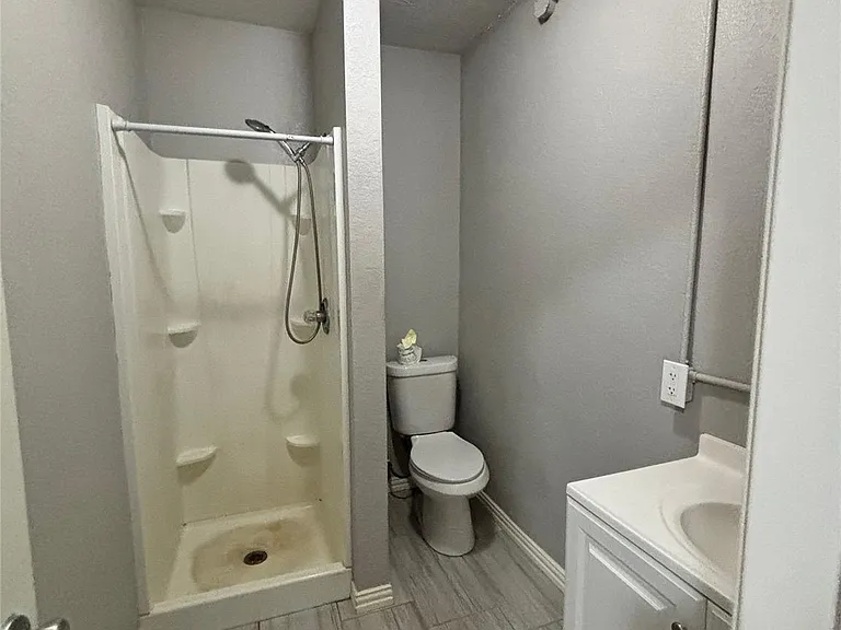 309 Hutcheson St #1 — Photo 8