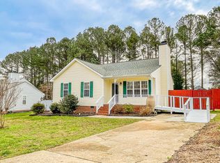 409 Noonday Ct, Holly Springs, NC 27540