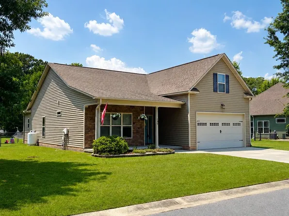 135 Dean Drive, Chocowinity, NC 27817