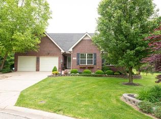 1350 Greenoak Ct, Springfield, OH 45503