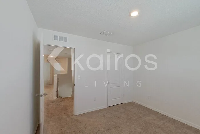 30059 Fedora Cir — Photo 23