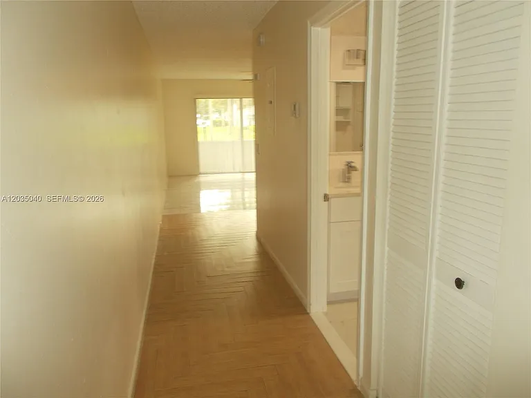 1400 SW 124th Ter #106Q — Photo 21