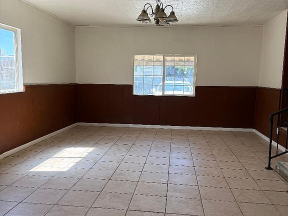 3rd image of 2112 Conant Ave