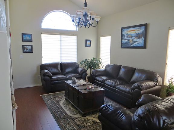 3rd image of 1669 Amador Ln
