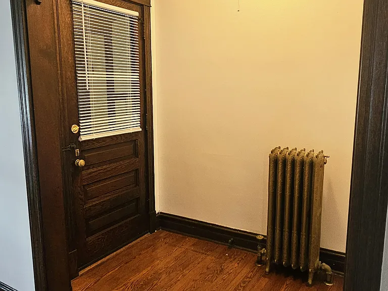 608 S Grove Ave #1 — Photo 11