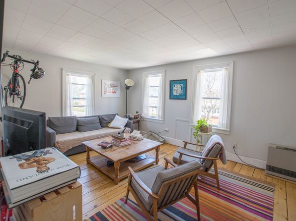 24 E Spring St #B