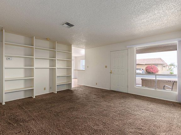 4th image of 609 W Blackhawk Dr Unit 1
