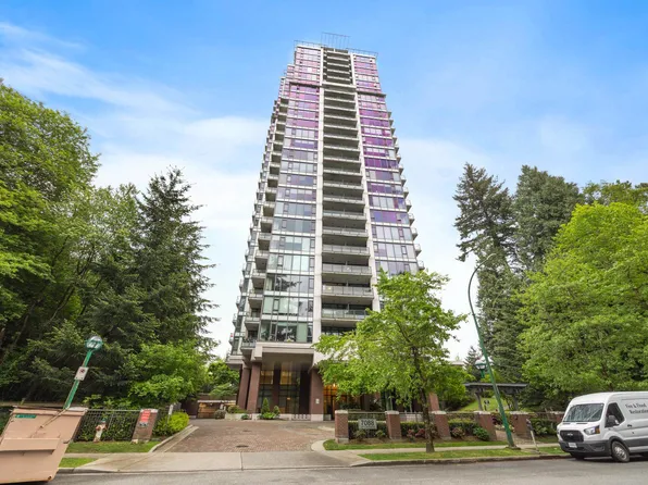 7088 18th Ave #2807, Burnaby, BC V3N 0A2