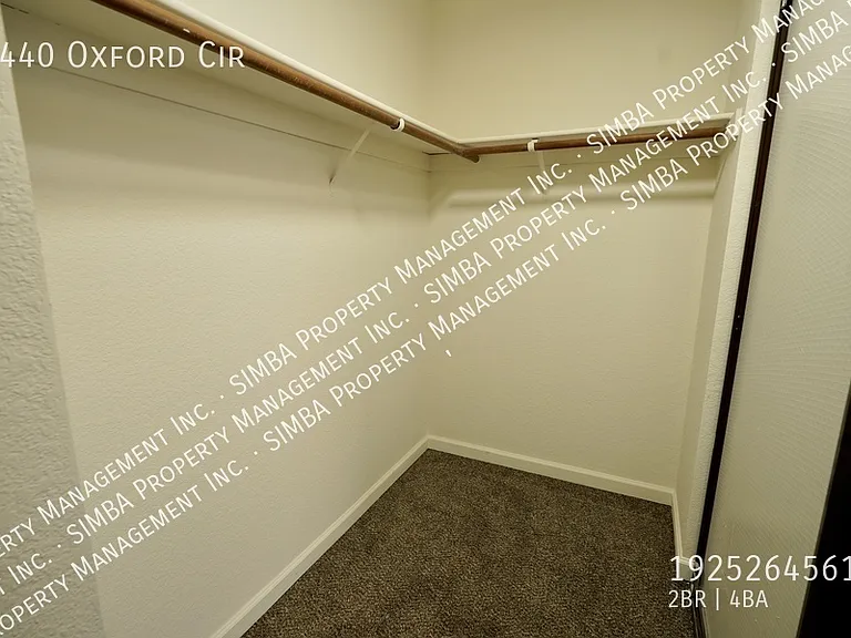 7440 Oxford Cir — Photo 13